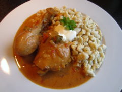 Paprikás Csirke Galuskával