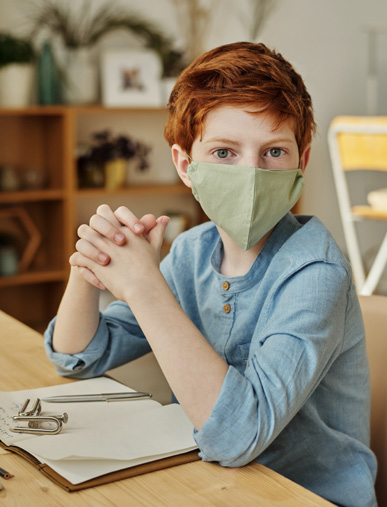 Koronavírus,Online oktatás,bezártság,gyerekek,koronavírus-járvány