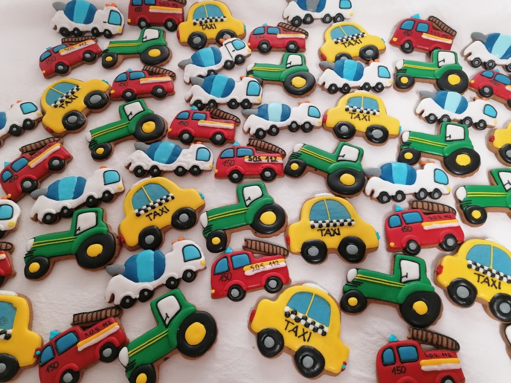 Csicsay Orsolya,Orsi mézikéi,mézeskalács,sütés,hobbi,havi kreatív