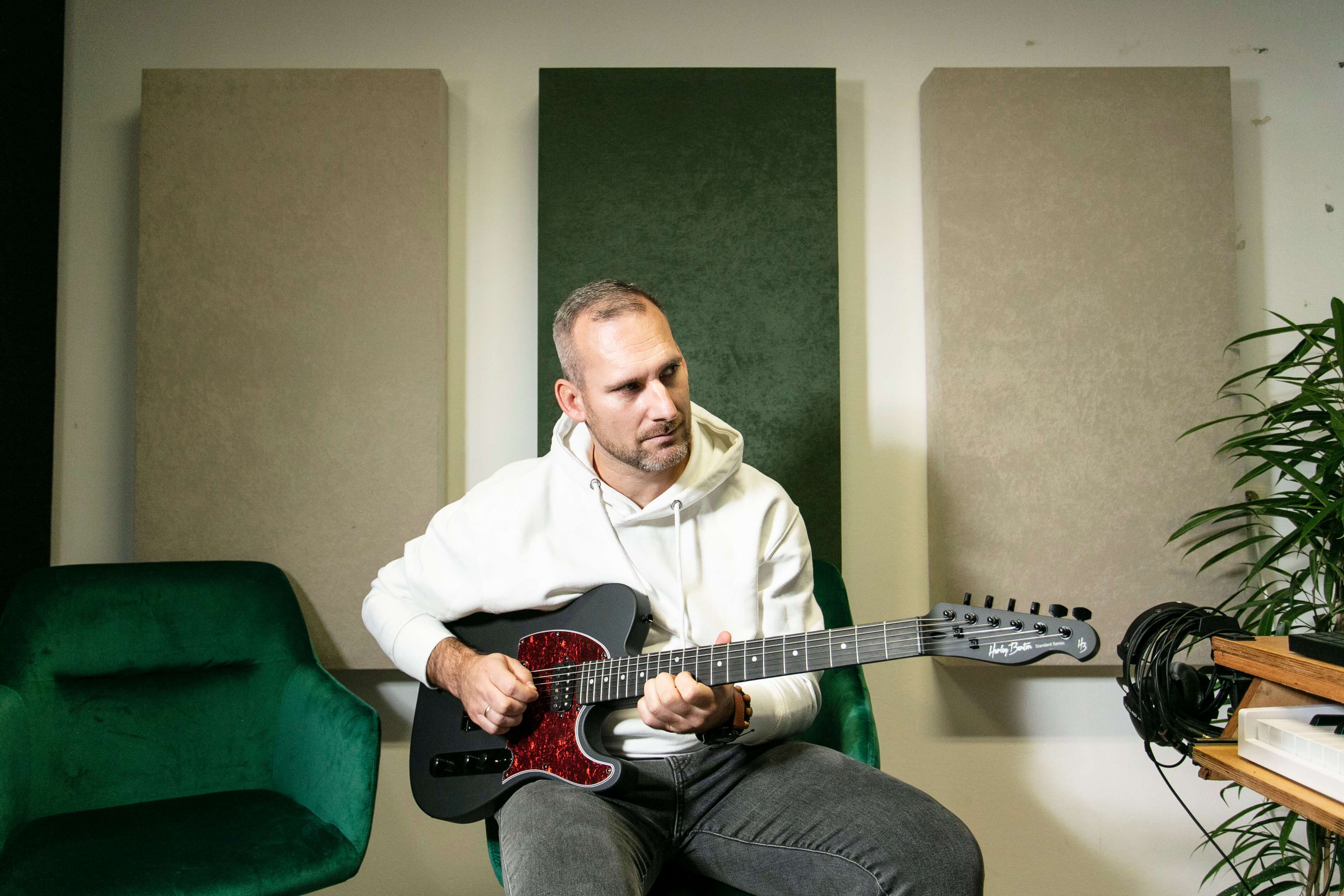 Gasparik Fecó,Arizóna,Zene,Vikkendhouse