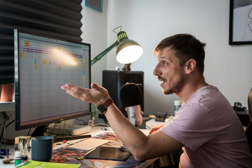 Kovács Ákos,Joli néni,SZaval a jó öreg csallóközi,PLUSPLUS