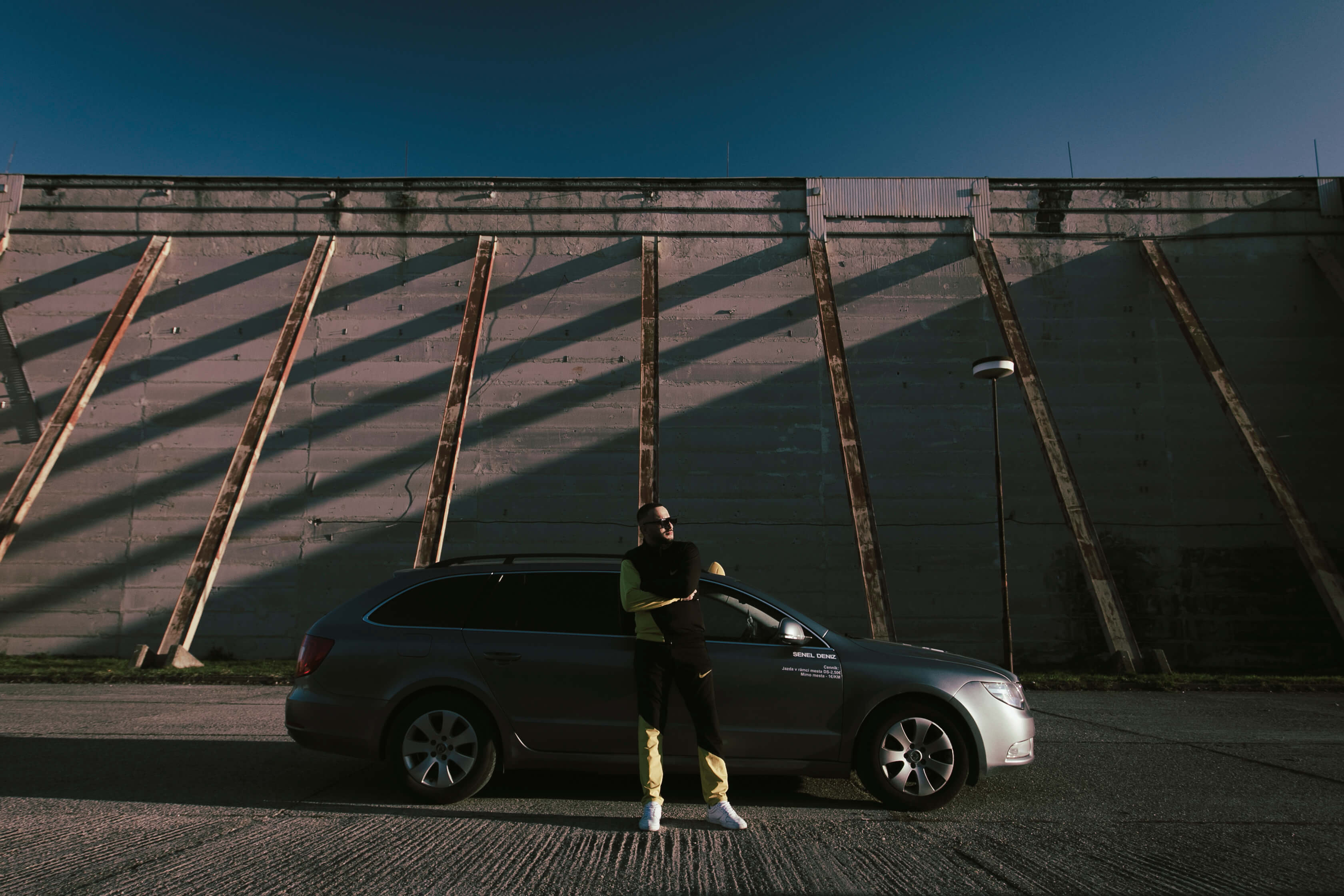 Deniz Senel,Vikkendhouse,Zene