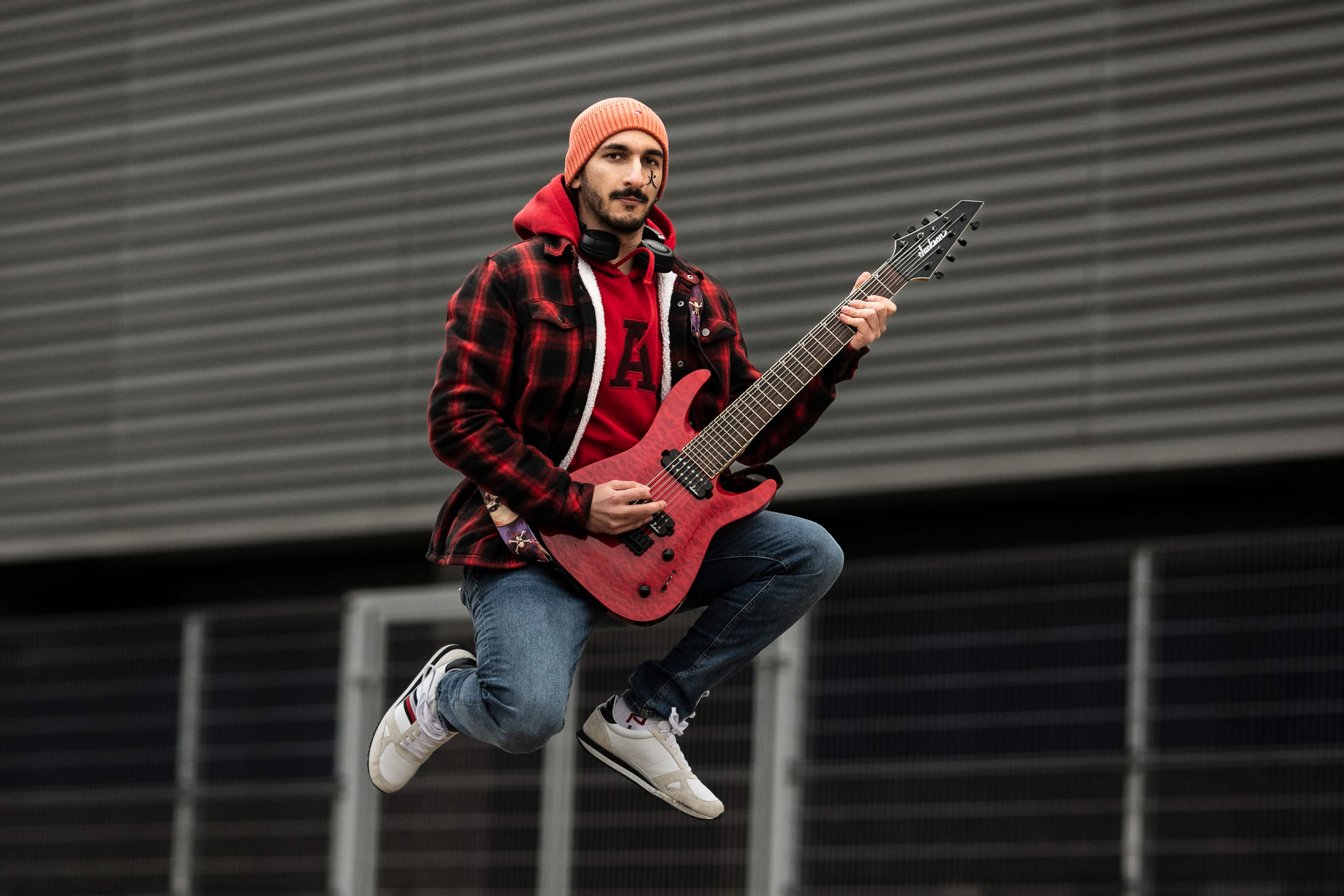 Csiba Dávid,Vikkendhouse