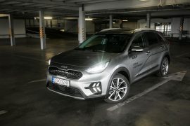 Auto,KIA NIRO