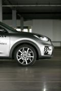 Auto,KIA NIRO