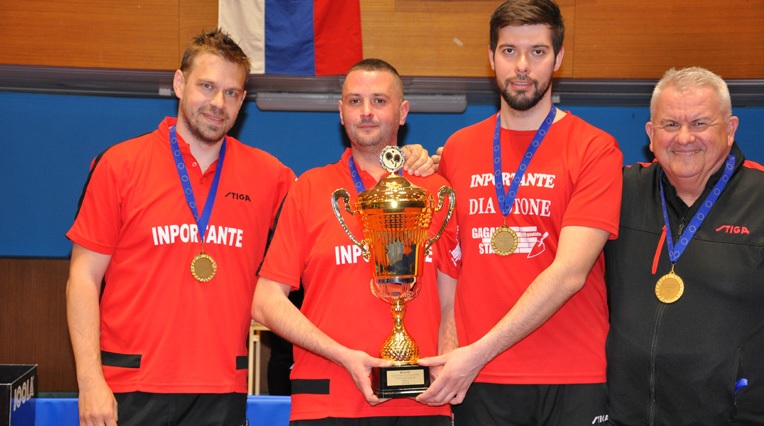 Klikk Out,Előzetes,Május