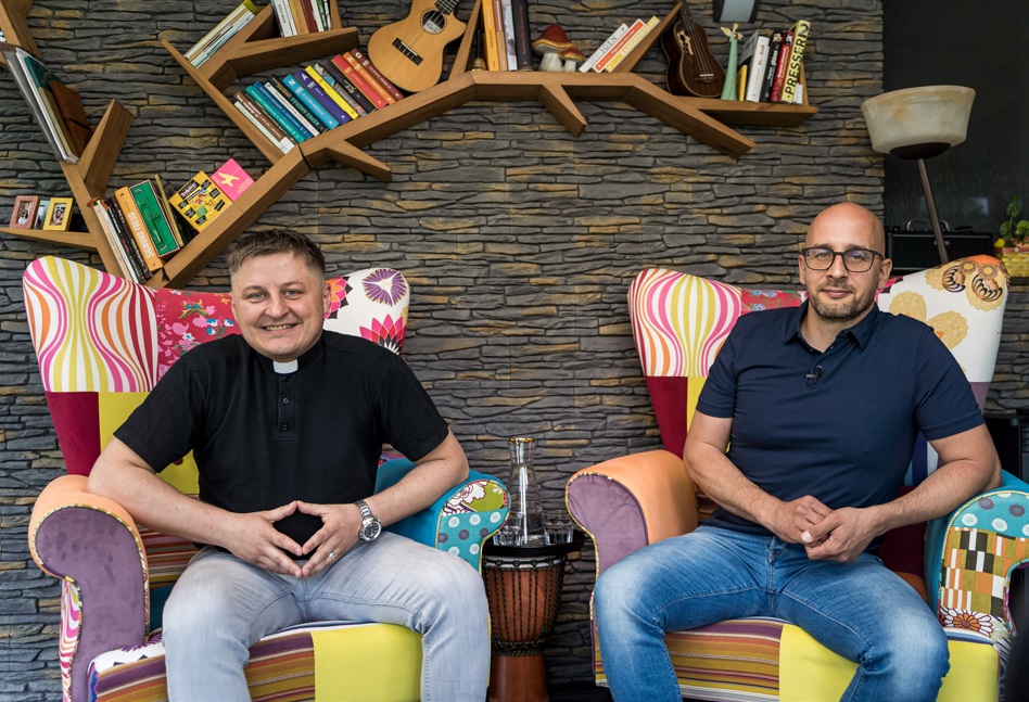 Klikk Out,Előzetes,július