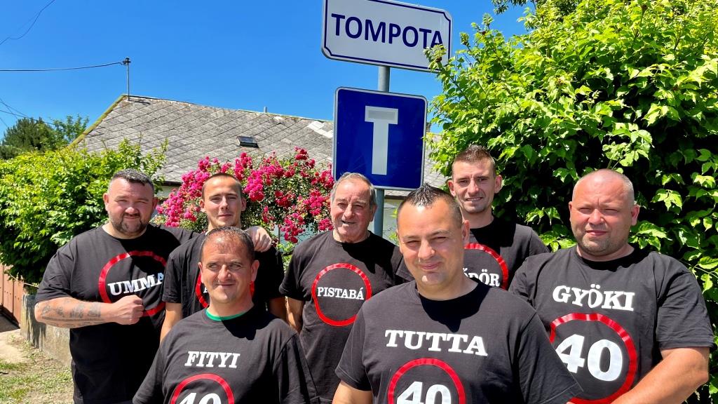 Klikk Out,Előzetes,július