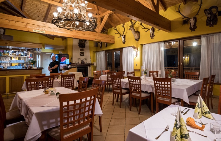 Klikk Out,Előzetes,November