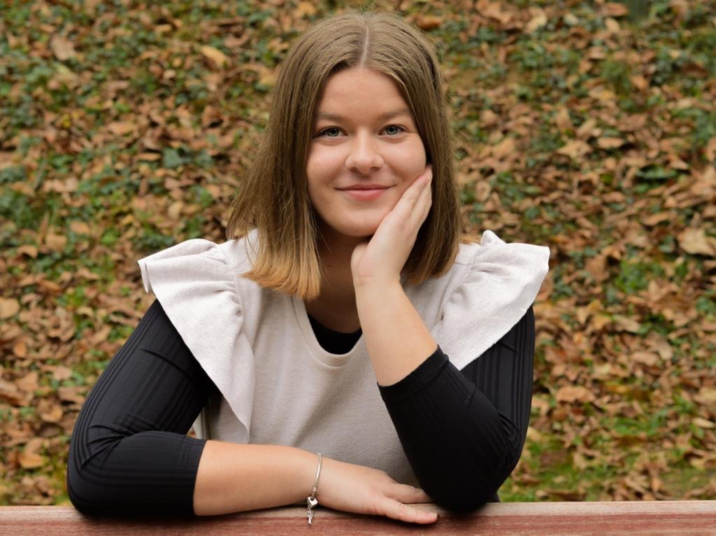 Zoboralja,Mikulás,Nyitra,Iskola,Jotékonyság