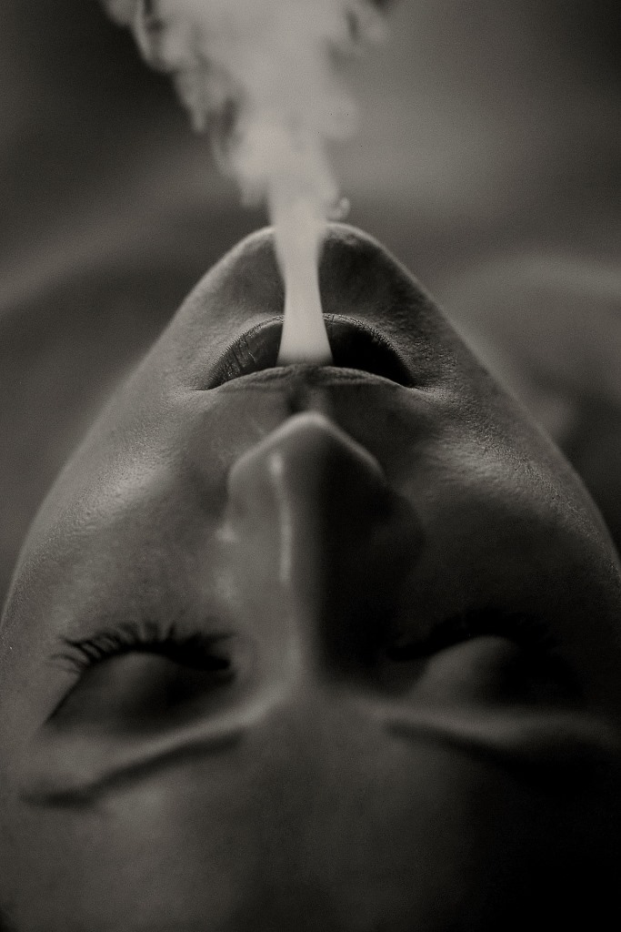 Sárkány ellen sárkányfű,Tudomány,Cigaretta,Dohányzás