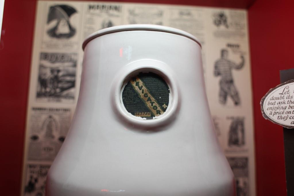 Sárkány ellen sárkányfű,Tudomány,Áltudomány,Radioaktivitás