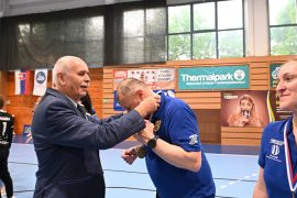 DZ9_6835_Klikk - Copy