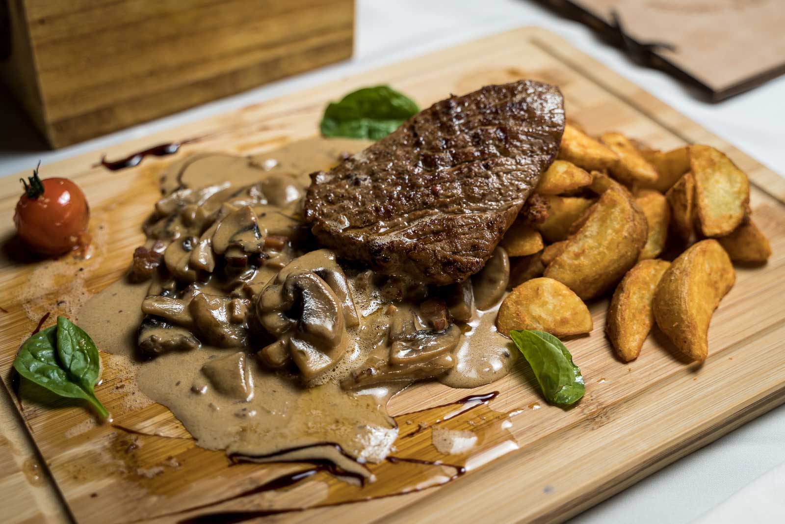 Szarvas vendéglő,Csallokozkürt,Vendéglőlesen,Gasztro