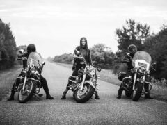 1 (110) Hónap Nője,Závodská Karin,motorozás