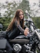 1 (16) Hónap Nője,Závodská Karin,motorozás