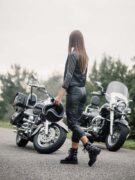 1 (22) Hónap Nője,Závodská Karin,motorozás