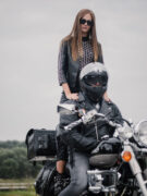 1 (28) Hónap Nője,Závodská Karin,motorozás