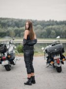 1 (48) Hónap Nője,Závodská Karin,motorozás