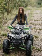 1 (60) Hónap Nője,Závodská Karin,motorozás