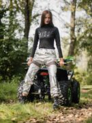 1 (88) Hónap Nője,Závodská Karin,motorozás