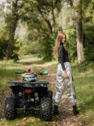 1 (92) Hónap Nője,Závodská Karin,motorozás