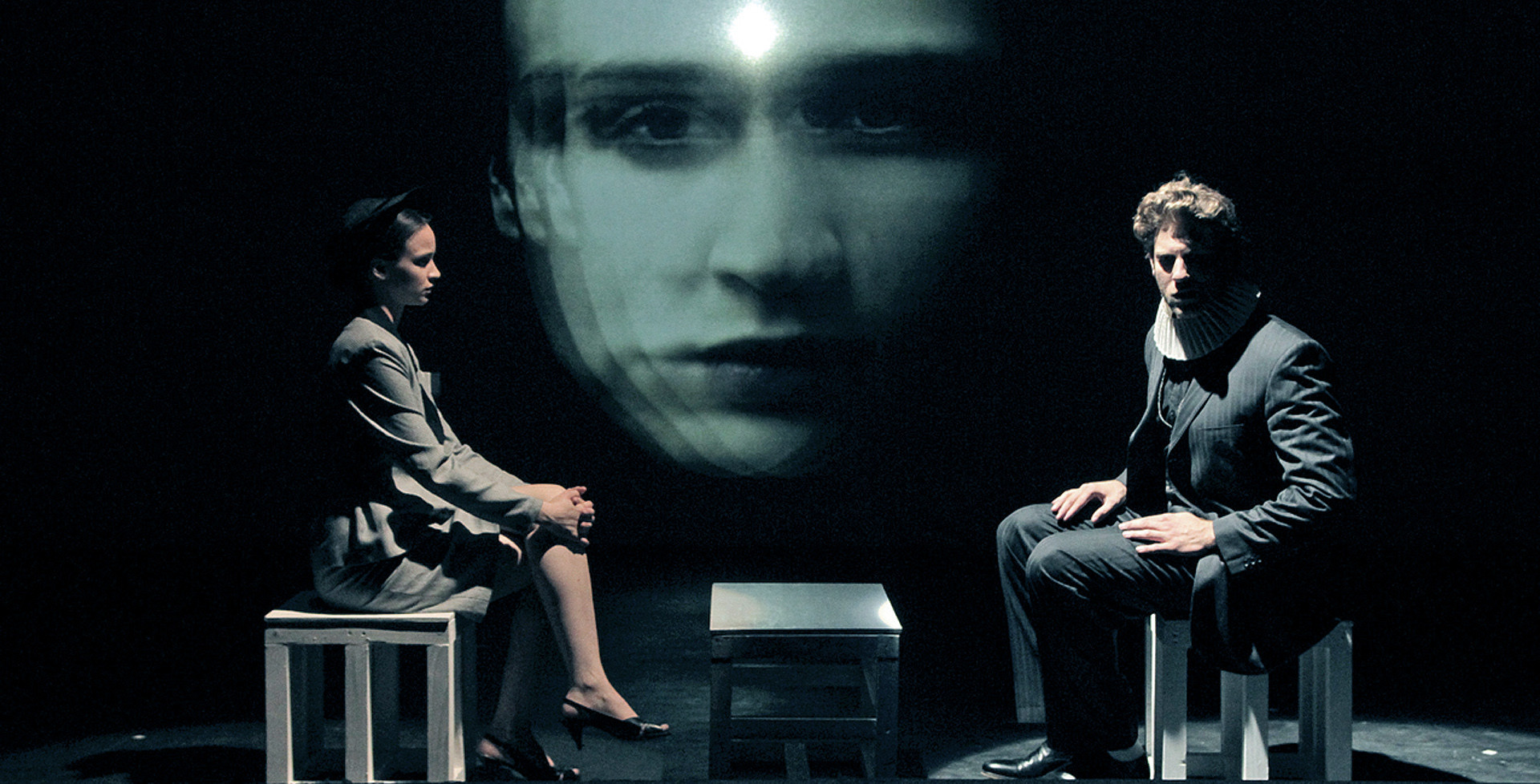 Színház,Trafo,TÁP színház,Budapesti SZemle,Szerb Antal,Utas és holdvilág