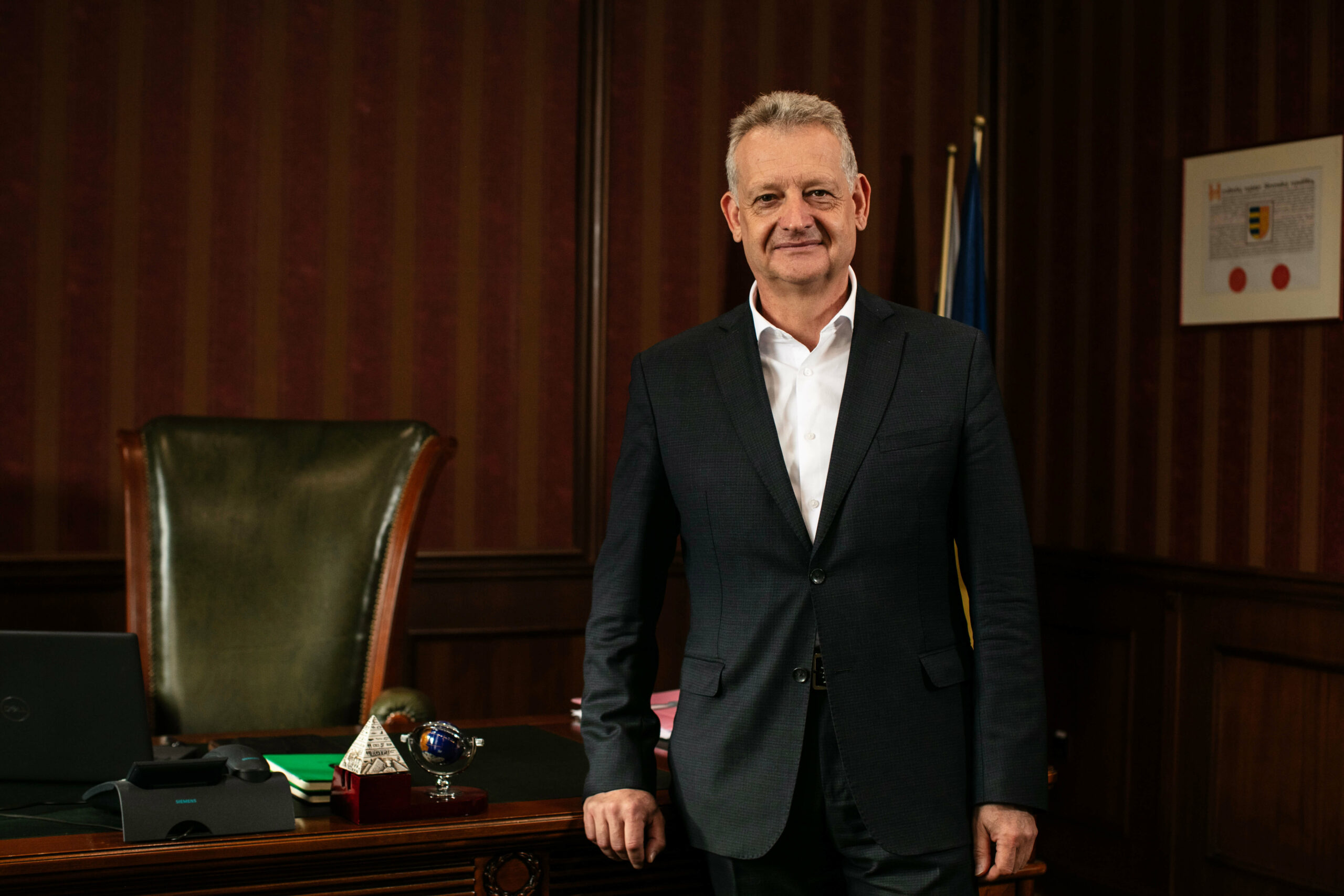 Vikkendhouse,Zene,Hájos Zoltán