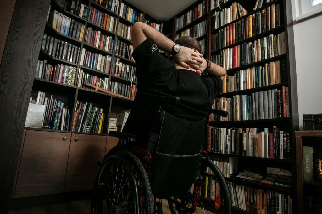 Bíro SZabolcs,Irodalom,Könyv,Interju