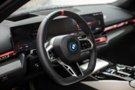 BMW i5 M60,BMW,Auto,Elektromos auto