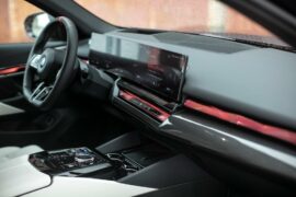 BMW i5 M60,BMW,Auto,Elektromos auto