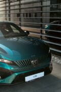 Peugeot 408,Autó