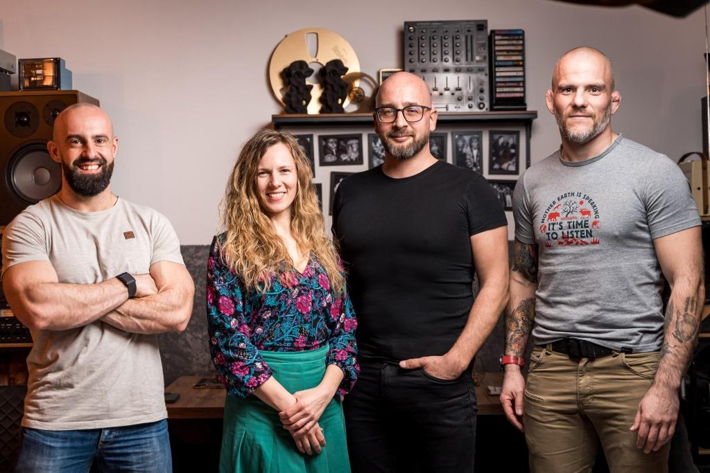 Klikk Out,Előzetes,2024,Március