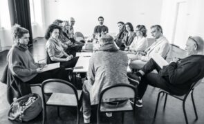 Kie_lesz_a_kutya Budapesti SZemle,SZínház