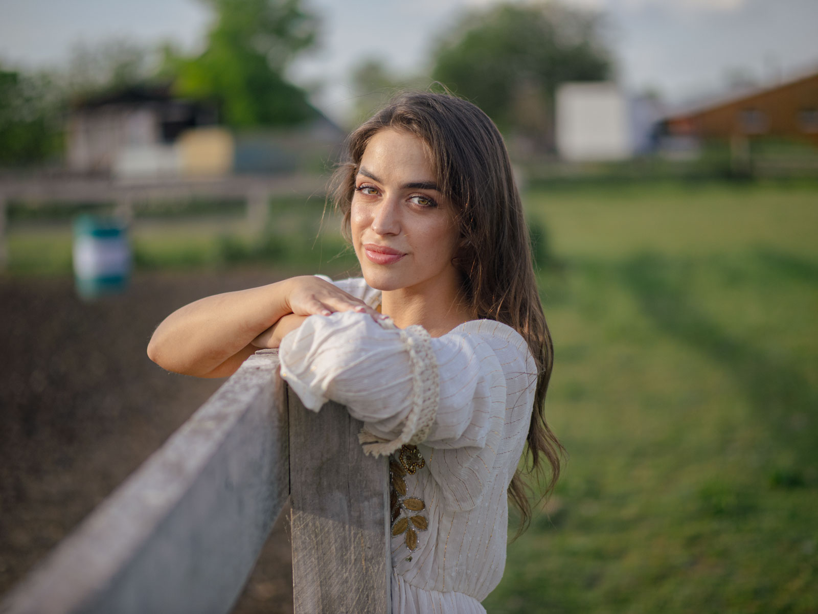 Klikk Out,Előzetes,Június