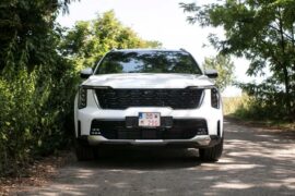 KO_jul_KIA_4 Kia Sorento,Kia,Autó