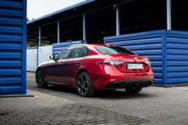 Alfa Romeo Giulia,Alfa Romeo,Auto