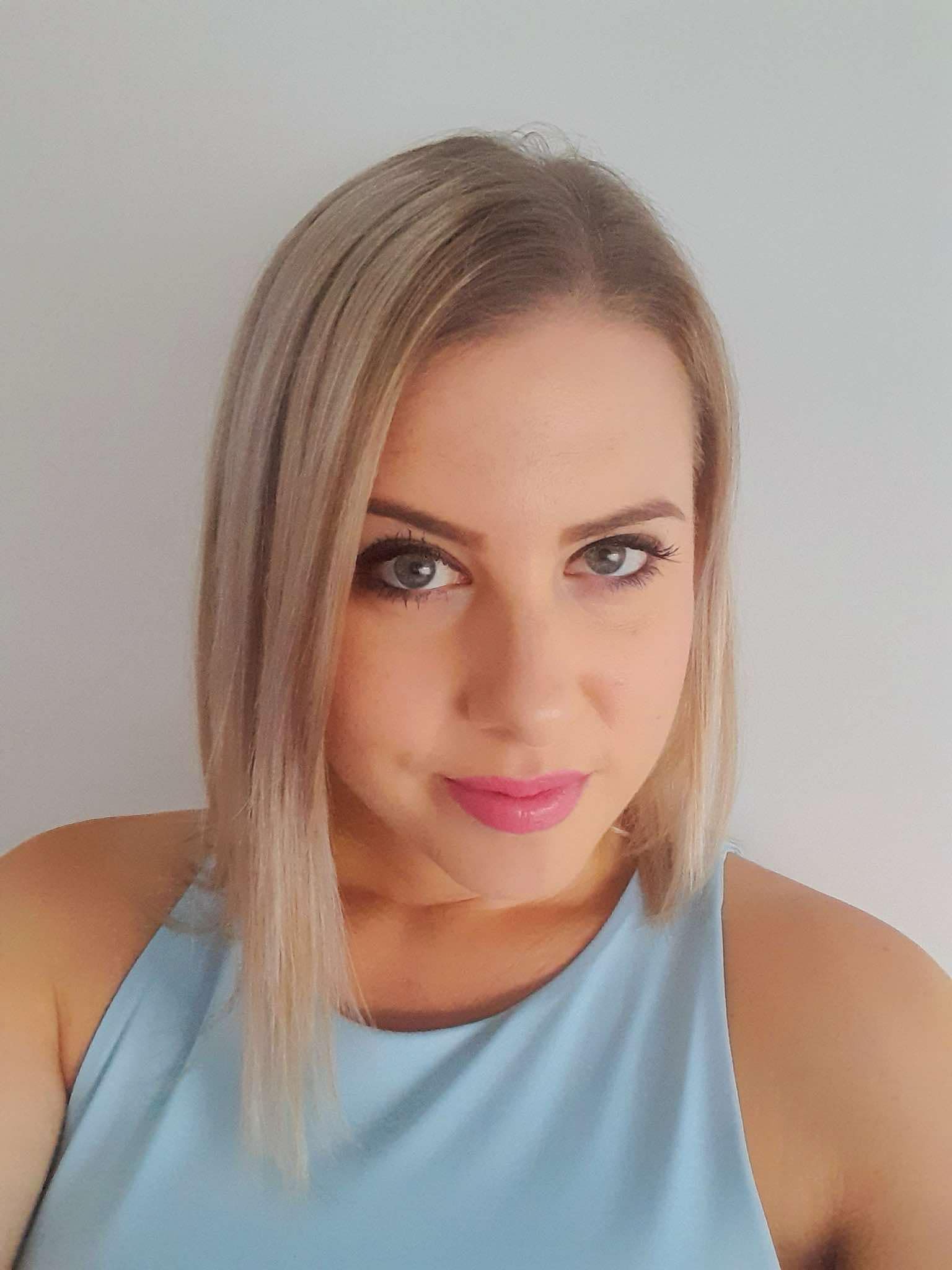 Gyereksarok,Újhelyi Kristína