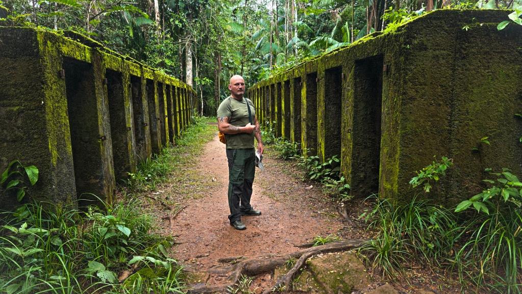 Klikk Out,Előzetes,június